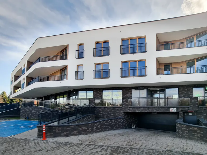 Współczesna architektura budynku Graniczna 2A